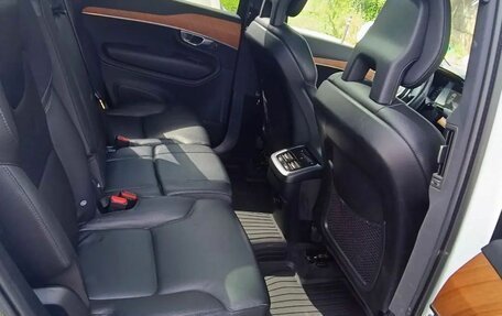 Volvo XC90 II рестайлинг, 2021 год, 4 700 000 рублей, 24 фотография