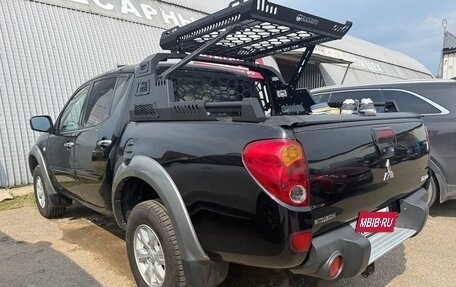 Mitsubishi L200 IV рестайлинг, 2013 год, 1 300 000 рублей, 6 фотография