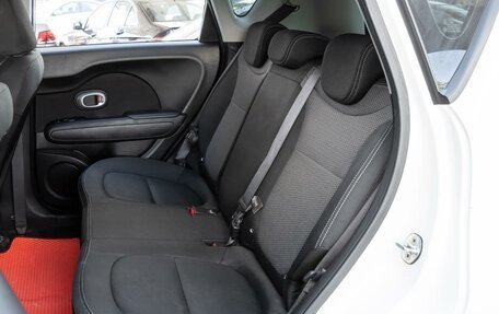 KIA Soul II рестайлинг, 2018 год, 1 750 000 рублей, 9 фотография