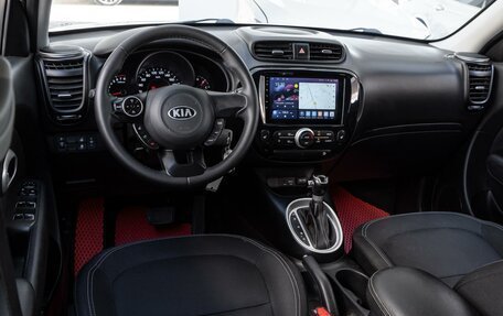 KIA Soul II рестайлинг, 2018 год, 1 750 000 рублей, 6 фотография