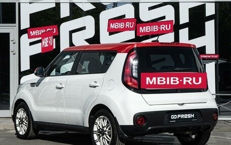 KIA Soul II рестайлинг, 2018 год, 1 750 000 рублей, 2 фотография