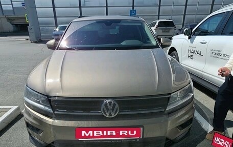 Volkswagen Tiguan II, 2019 год, 2 199 000 рублей, 4 фотография