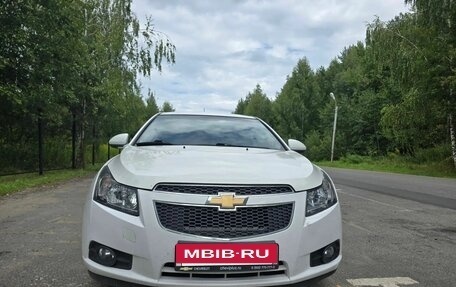 Chevrolet Cruze II, 2012 год, 800 000 рублей, 3 фотография