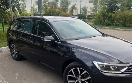 Volkswagen Passat B8 рестайлинг, 2017 год, 1 750 000 рублей, 4 фотография