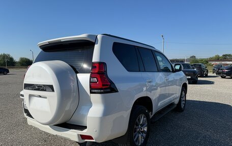 Toyota Land Cruiser Prado 150 рестайлинг 2, 2020 год, 5 200 000 рублей, 4 фотография