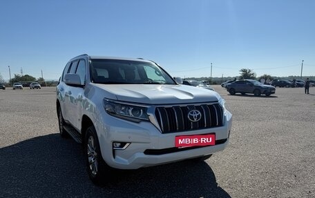 Toyota Land Cruiser Prado 150 рестайлинг 2, 2020 год, 5 200 000 рублей, 2 фотография
