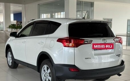 Toyota RAV4, 2013 год, 1 777 000 рублей, 6 фотография