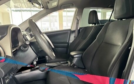 Toyota RAV4, 2013 год, 1 777 000 рублей, 23 фотография