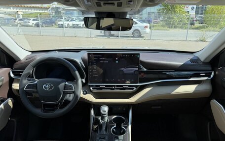 Toyota Highlander, 2026 год, 5 550 000 рублей, 27 фотография
