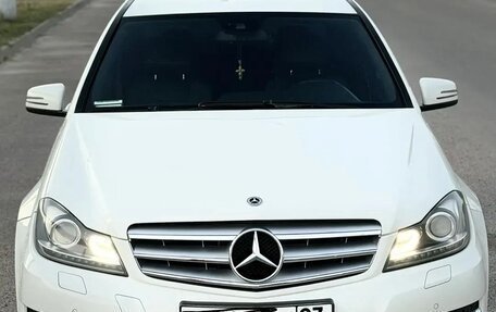 Mercedes-Benz C-Класс, 2011 год, 1 650 000 рублей, 1 фотография