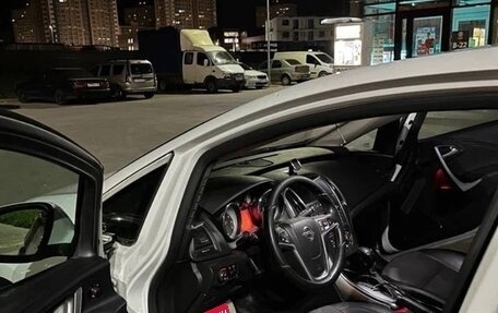Opel Astra J, 2011 год, 550 000 рублей, 12 фотография