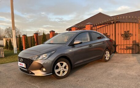 Hyundai Solaris II рестайлинг, 2021 год, 1 450 000 рублей, 11 фотография