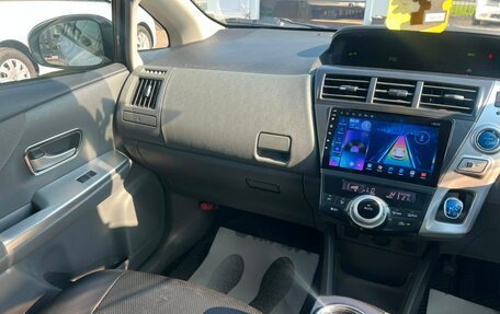 Toyota Prius Alpha I (ZVW40/41), 2012 год, 1 029 000 рублей, 17 фотография