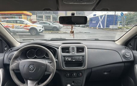 Renault Logan II, 2017 год, 350 000 рублей, 7 фотография