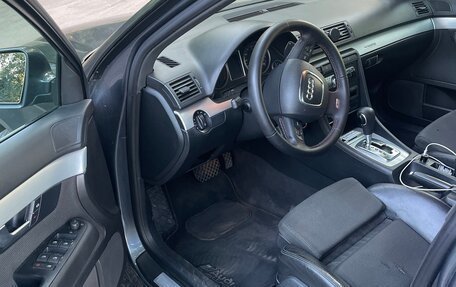 Audi A4, 2006 год, 1 300 000 рублей, 11 фотография