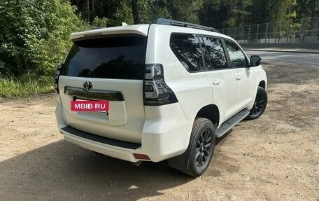 Toyota Land Cruiser Prado 150 рестайлинг 2, 2020 год, 6 350 000 рублей, 2 фотография