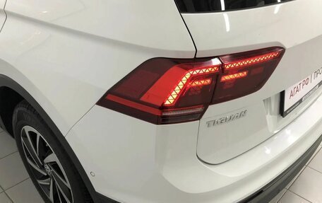 Volkswagen Tiguan II, 2018 год, 2 950 000 рублей, 9 фотография