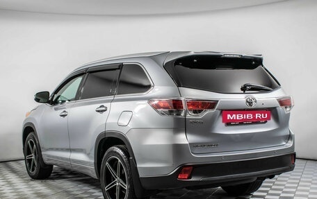 Toyota Highlander III, 2014 год, 2 755 000 рублей, 7 фотография