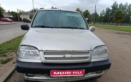 Chevrolet Niva I рестайлинг, 2003 год, 280 000 рублей, 1 фотография