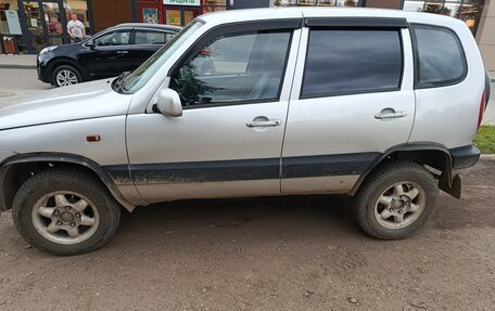 Chevrolet Niva I рестайлинг, 2003 год, 280 000 рублей, 4 фотография