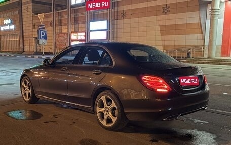 Mercedes-Benz C-Класс, 2017 год, 2 700 000 рублей, 16 фотография