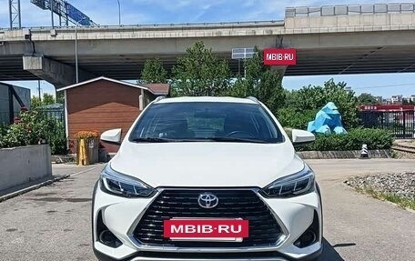 Toyota Yaris XP150 рестайлинг, 2022 год, 1 430 000 рублей, 2 фотография