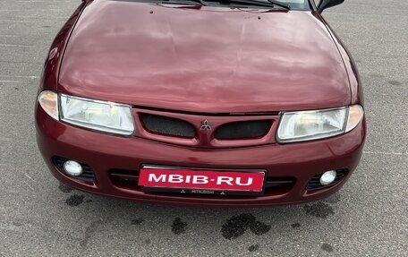 Mitsubishi Carisma I, 1998 год, 185 000 рублей, 1 фотография