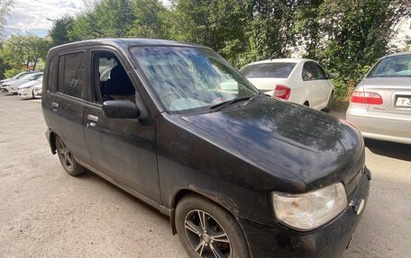 Nissan Cube II, 2001 год, 165 000 рублей, 1 фотография