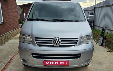Volkswagen Multivan T5, 2008 год, 1 450 000 рублей, 1 фотография