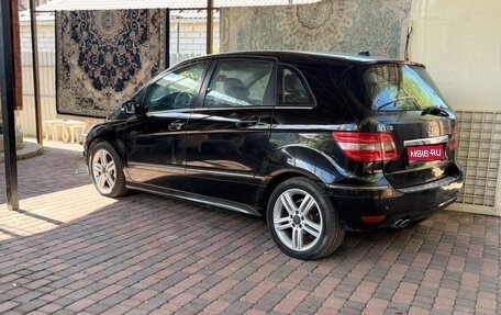 Mercedes-Benz B-Класс, 2008 год, 500 000 рублей, 1 фотография