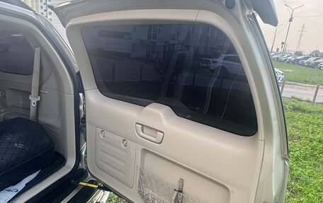 Toyota Land Cruiser Prado 120 рестайлинг, 2006 год, 1 800 000 рублей, 8 фотография