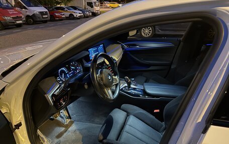 BMW 5 серия, 2019 год, 3 950 000 рублей, 10 фотография