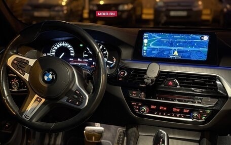 BMW 5 серия, 2019 год, 3 950 000 рублей, 8 фотография