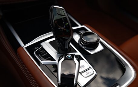 BMW 7 серия, 2019 год, 6 850 000 рублей, 14 фотография