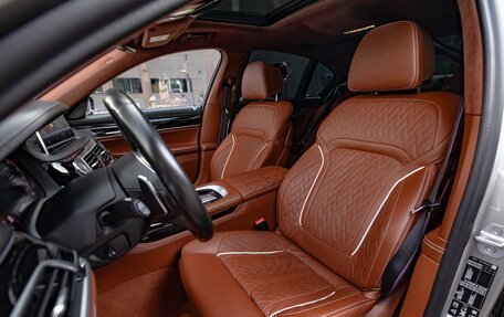 BMW 7 серия, 2019 год, 6 850 000 рублей, 21 фотография