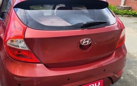 Hyundai Solaris II рестайлинг, 2013 год, 800 000 рублей, 3 фотография