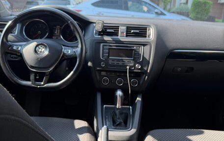 Volkswagen Jetta VI, 2017 год, 1 200 000 рублей, 8 фотография