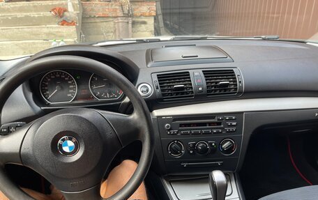 BMW 1 серия, 2011 год, 875 000 рублей, 12 фотография