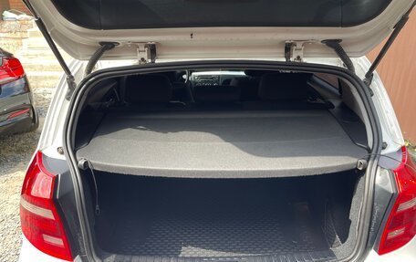 BMW 1 серия, 2011 год, 875 000 рублей, 19 фотография