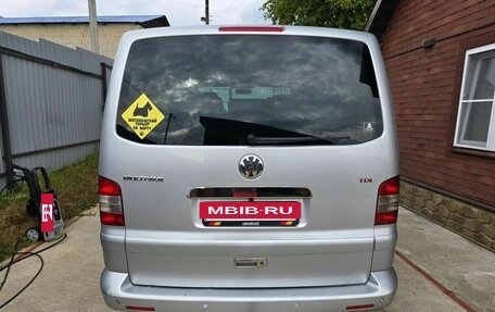 Volkswagen Multivan T5, 2008 год, 1 450 000 рублей, 6 фотография