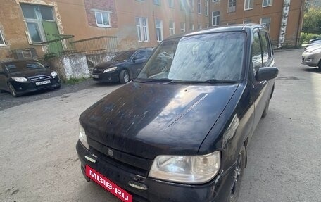 Nissan Cube II, 2001 год, 165 000 рублей, 2 фотография