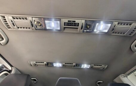 Volkswagen Caravelle T5, 2014 год, 1 849 000 рублей, 16 фотография
