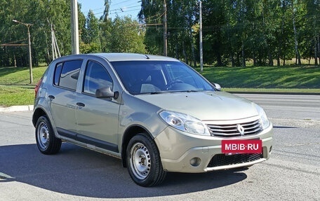 Renault Sandero I, 2012 год, 270 000 рублей, 3 фотография