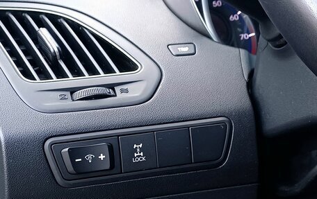 Hyundai ix35 I рестайлинг, 2012 год, 1 399 000 рублей, 18 фотография