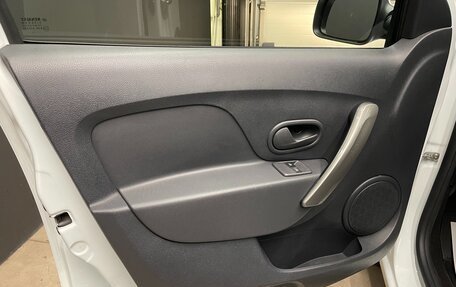 Renault Logan II, 2022 год, 1 050 000 рублей, 9 фотография