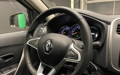Renault Logan II, 2022 год, 1 050 000 рублей, 19 фотография