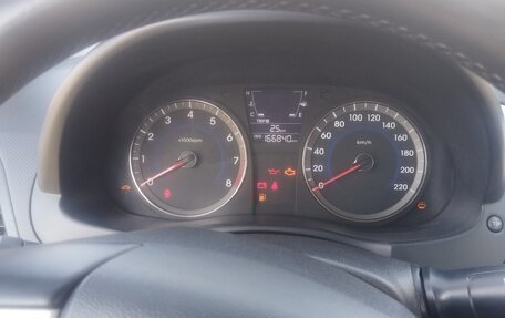 Hyundai Solaris II рестайлинг, 2011 год, 640 000 рублей, 8 фотография
