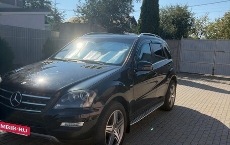 Mercedes-Benz M-Класс, 2011 год, 1 980 000 рублей, 2 фотография
