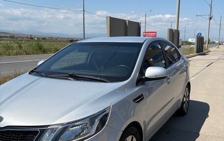 KIA Rio III рестайлинг, 2011 год, 800 000 рублей, 3 фотография