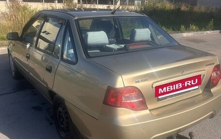 Daewoo Nexia I рестайлинг, 2010 год, 250 000 рублей, 3 фотография